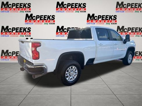Used 2021 Chevrolet Silverado 2500 LT w/ Z71 Off-Road Package AWD/4WD image 5