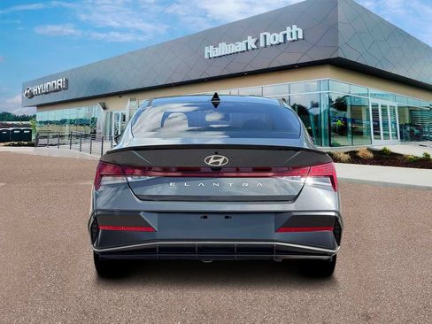 New 2026 Hyundai Elantra SEL Sport Premium FWD image 6