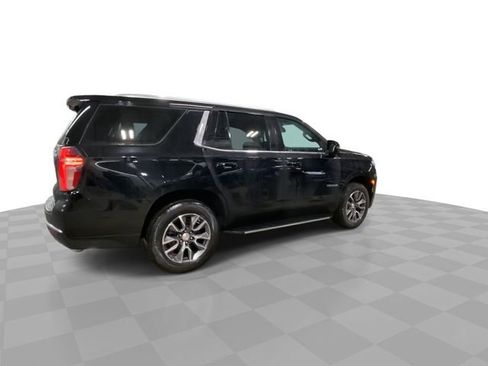 Used 2021 Chevrolet Tahoe LT w/ LT Signature Package image 2