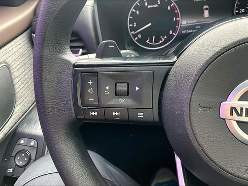 Used 2021 Nissan Rogue SV AWD/4WD image 16