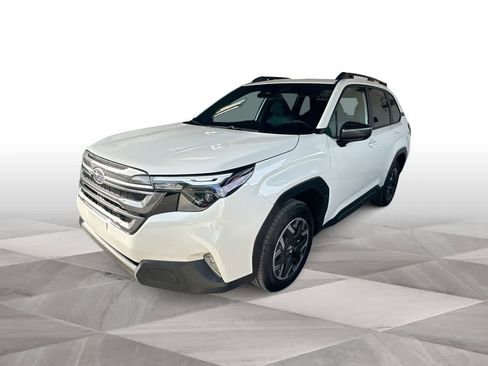 Used 2026 Subaru Forester Premium AWD/4WD image 4