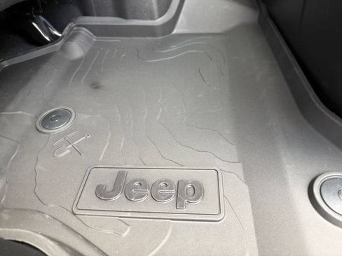 New 2026 Jeep Gladiator Sport AWD/4WD image 25
