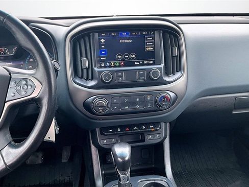 Used 2022 Chevrolet Colorado Z71 image 10