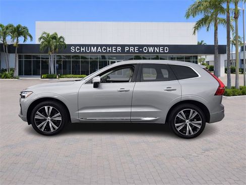 Certified 2022 Volvo XC60 B5 Inscription w/ Advanced Package image 4
