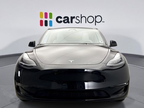 Used 2024 Tesla Model Y Long Range image 8