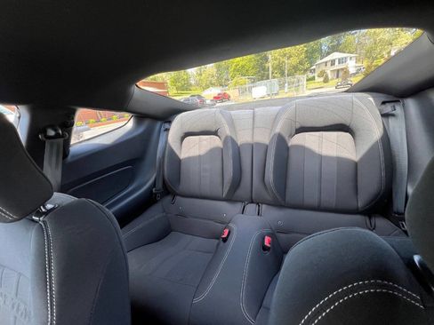 Used 2018 Ford Mustang GT RWD image 27