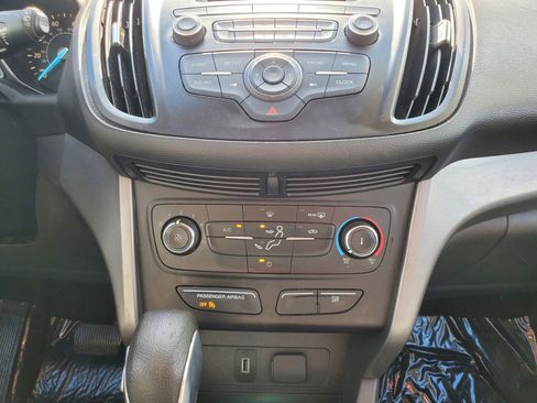 Used 2017 Ford Escape S image 16