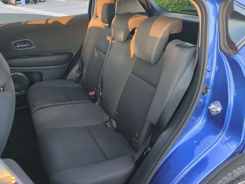 Used 2021 Honda HR-V EX image 24