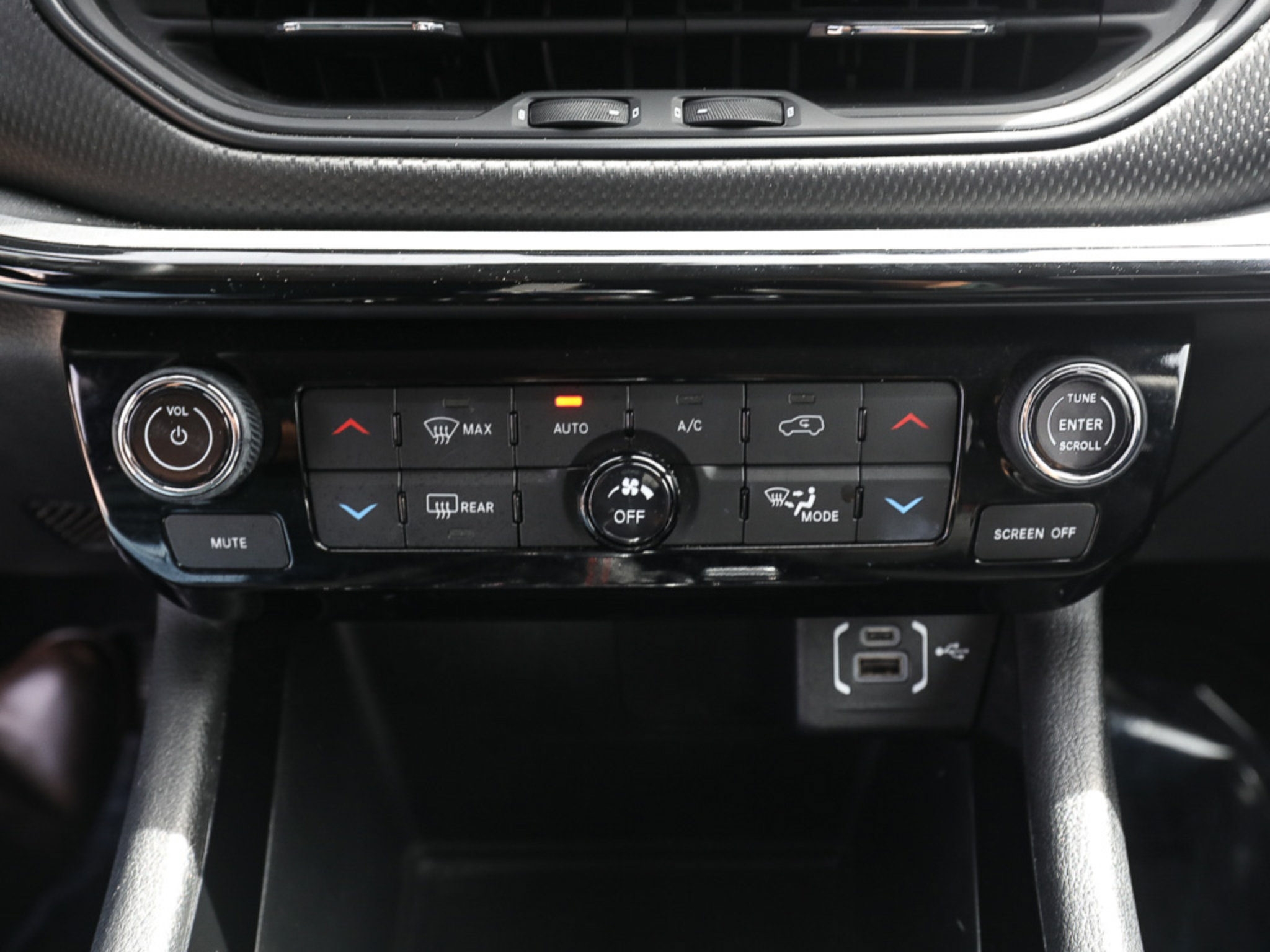 Used 2022 Jeep Compass Trailhawk w/ Trailhawk Elite Group AWD/4WD image 19