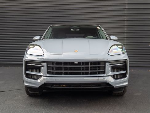 Used 2026 Porsche Cayenne S AWD/4WD image 27