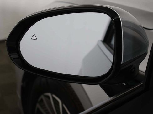 Certified 2025 Hyundai Sonata SEL FWD image 32