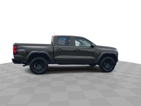 Used 2025 Chevrolet Colorado Trail Boss AWD/4WD image 9