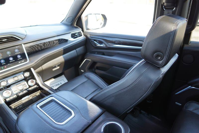 Used 2021 GMC Yukon Denali w/ Denali Premium Package AWD/4WD image 50