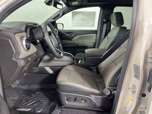 New 2026 Chevrolet Colorado ZR2 w/ Technology Package image 22