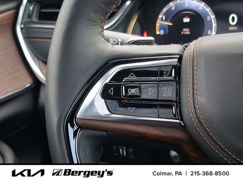 Used 2025 Jeep Grand Cherokee L Summit image 26