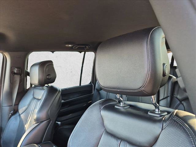 Used 2022 Jeep Wagoneer Series I w/ Convenience Group I AWD/4WD image 11
