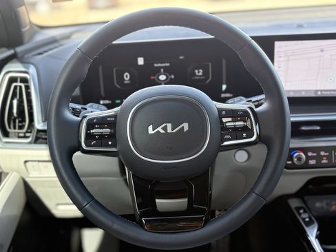 Used 2025 Kia Sorento SX Prestige AWD/4WD image 15
