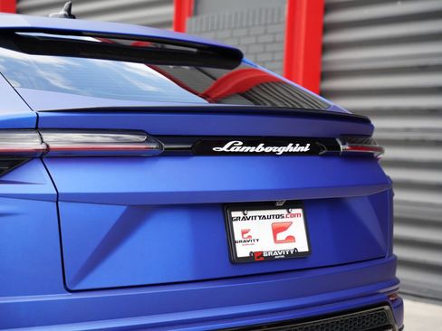 Used 2020 Lamborghini Urus AWD/4WD image 9