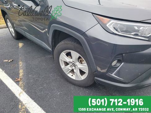 Used 2021 Toyota RAV4 XLE w/ Convenience Package image 35