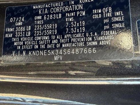 Used 2025 Kia Carnival SX Prestige FWD image 24