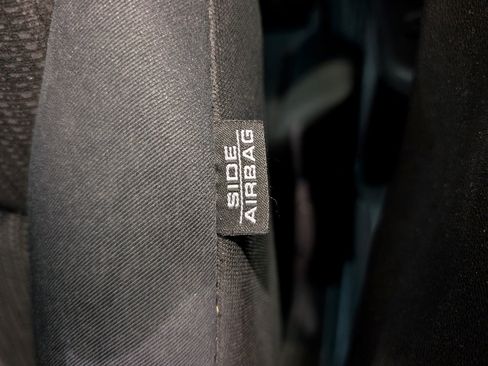 Used 2015 Honda Fit LX image 38