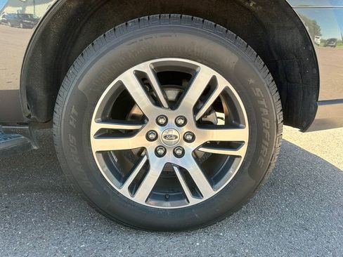 Used 2024 Ford Expedition Limited AWD/4WD image 40