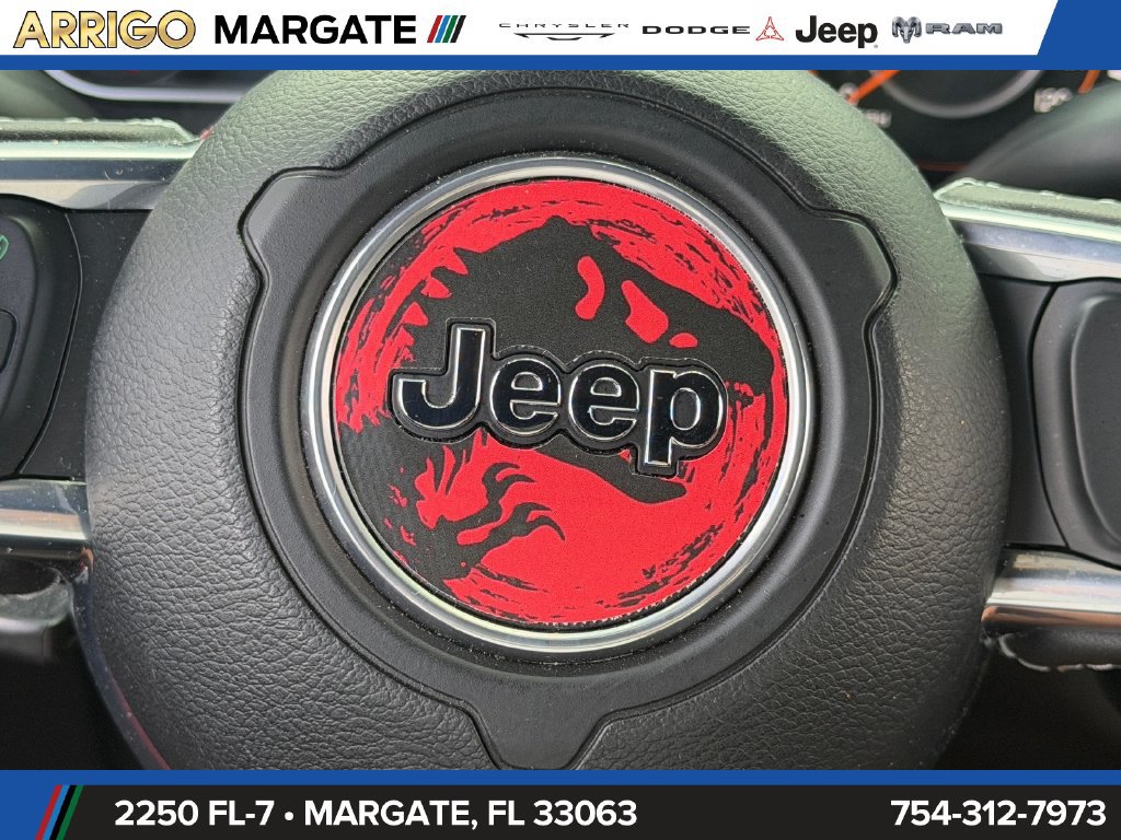 Used 2023 Jeep Gladiator Overland w/ Popular Equipment Package AWD/4WD image 23