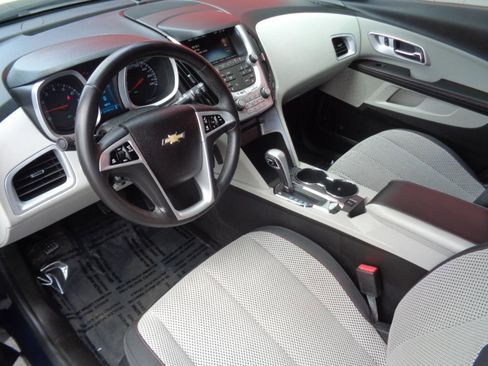 Used 2015 Chevrolet Equinox LT w/ Driver Convenience Package FWD image 2
