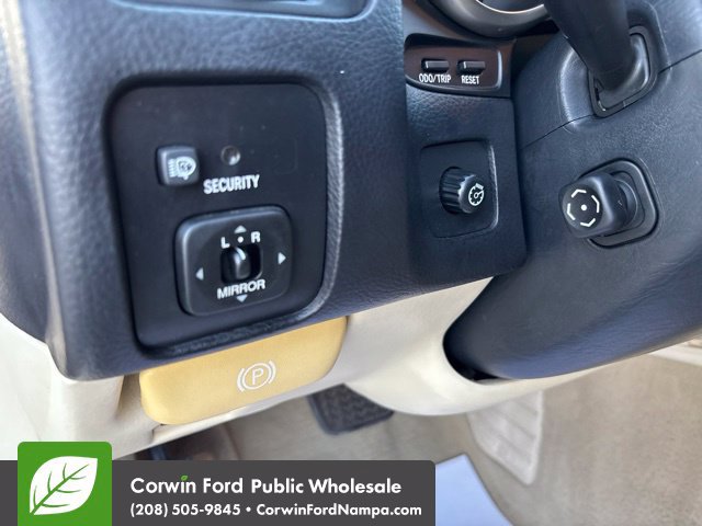 Used 2005 Lexus SC 430 Convertible RWD image 13