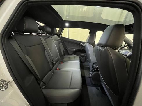 Used 2023 Volkswagen ID.4 Pro S AWD/4WD image 24