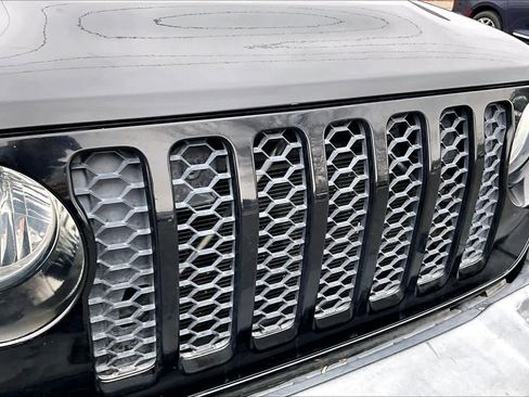 Used 2020 Jeep Gladiator Sport w/ Quick Order Package 24S image 27