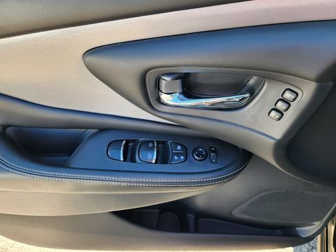 Certified 2021 Nissan Murano SL w/ SL Moonroof Package AWD/4WD image 18