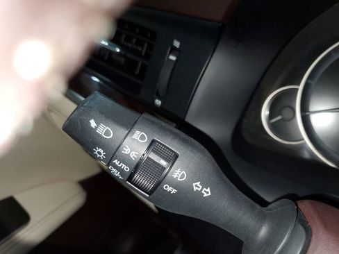 Used 2017 Lexus ES 350 w/ Luxury Package image 16