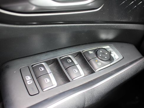 Used 2023 Kia Sorento S w/ Panoramic Sunroof Package image 25