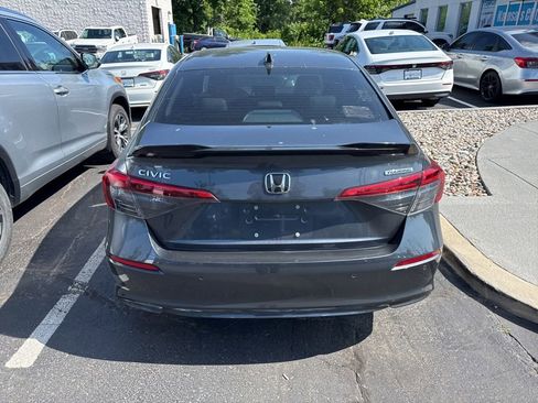 Used 2024 Honda Civic Touring image 5