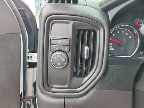 Used 2022 Chevrolet Silverado 1500 Custom w/ Safety Confidence Package RWD image 20