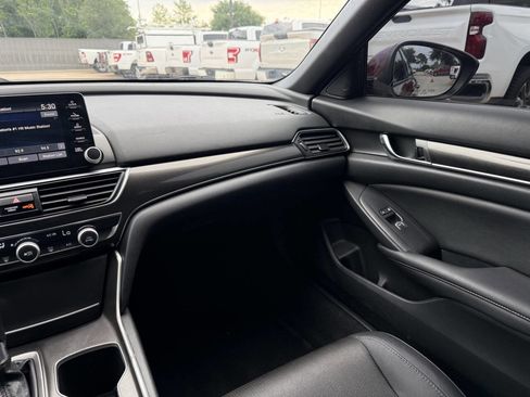 Used 2020 Honda Accord Sport image 20