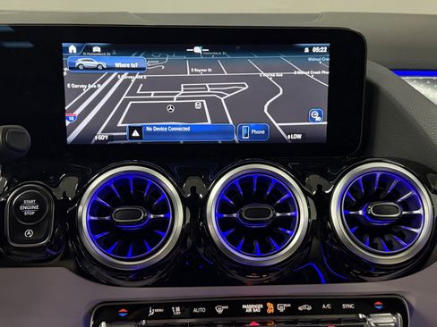 Certified 2025 Mercedes-Benz GLA 250 image 31