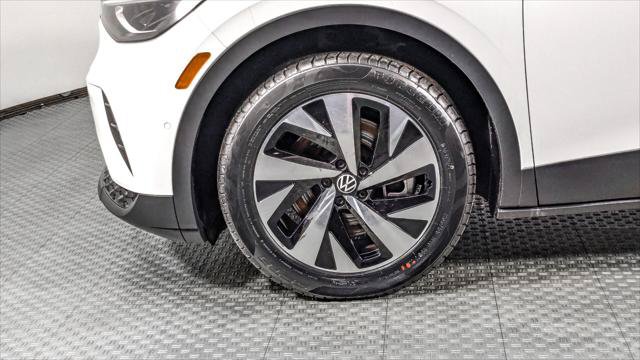 Used 2024 Volkswagen ID.4 2WD image 35