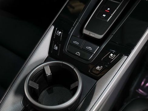 Used 2024 Porsche 911 Carrera image 21