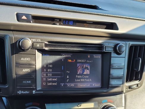 Used 2014 Toyota RAV4 XLE image 13