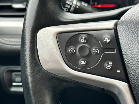 Certified 2023 GMC Acadia SLT w/ Elevation Edition FWD image 33