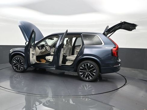 New 2026 Volvo XC90 T8 Ultra w/ Protection Package Premier AWD/4WD image 32