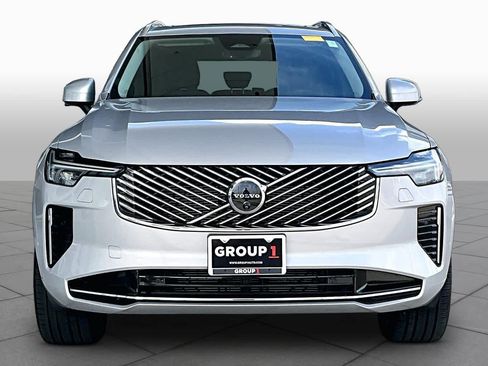 Used 2025 Volvo XC90 B5 Plus AWD/4WD image 4