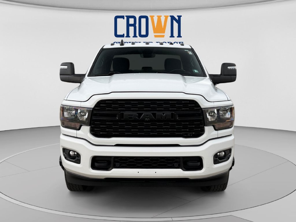 Used 2024 RAM 3500 Big Horn w/ Night Edition AWD/4WD image 8