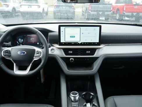 New 2026 Ford Explorer Active w/ Active Comfort Package AWD/4WD image 6