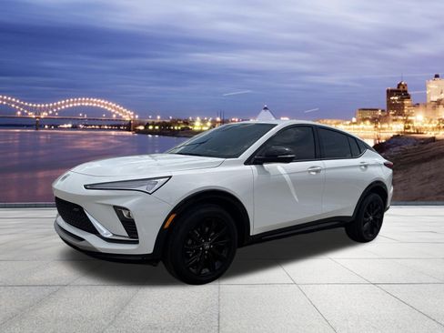 Used 2024 Buick Envista Sport Touring image 1