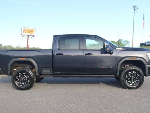 Used 2024 GMC Sierra 2500 AT4X AWD/4WD image 8
