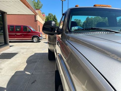 Used 2002 Chevrolet Silverado 3500 LS AWD/4WD image 7