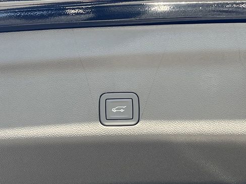 New 2026 GMC Yukon Denali w/ Sun & Power Step Package image 21